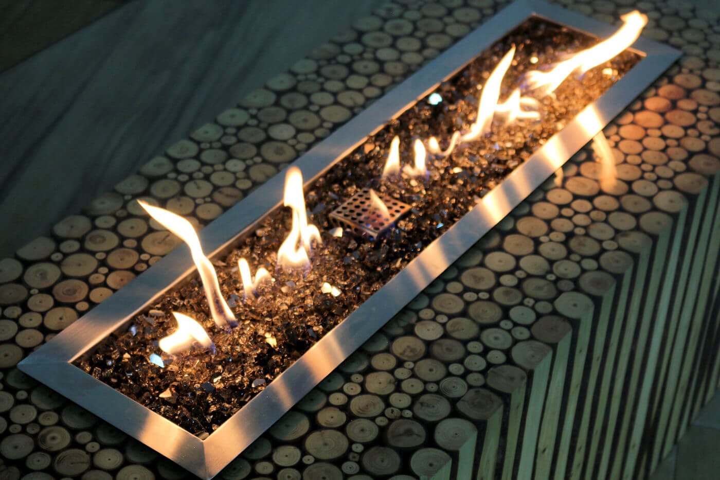 This is What Happens When You Use Fire Glass in Your Fire Pit